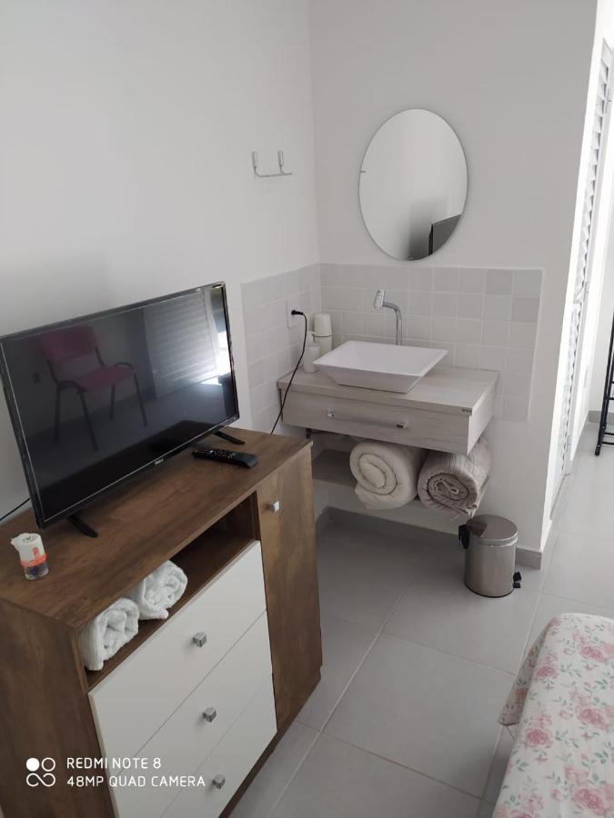 Pousada Casa Verde - Quartos Individuais - Smart Tv 32 - E Banheiro Privativo Διαμέρισμα Itajaí Εξωτερικό φωτογραφία