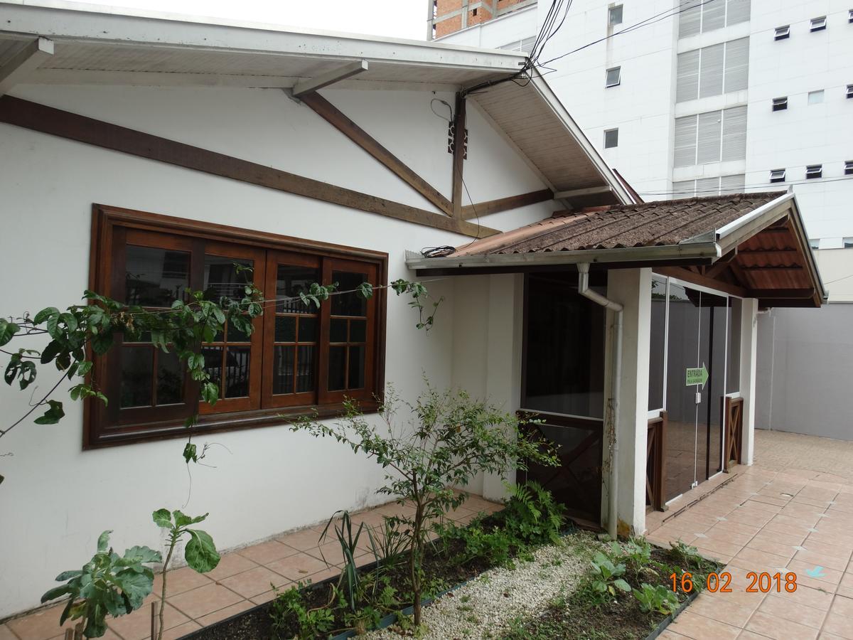 Pousada Casa Verde - Quartos Individuais - Smart Tv 32 - E Banheiro Privativo Διαμέρισμα Itajaí Εξωτερικό φωτογραφία