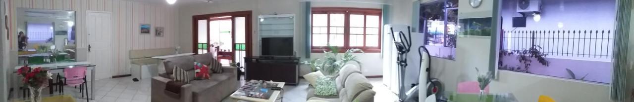 Pousada Casa Verde - Quartos Individuais - Smart Tv 32 - E Banheiro Privativo Διαμέρισμα Itajaí Εξωτερικό φωτογραφία
